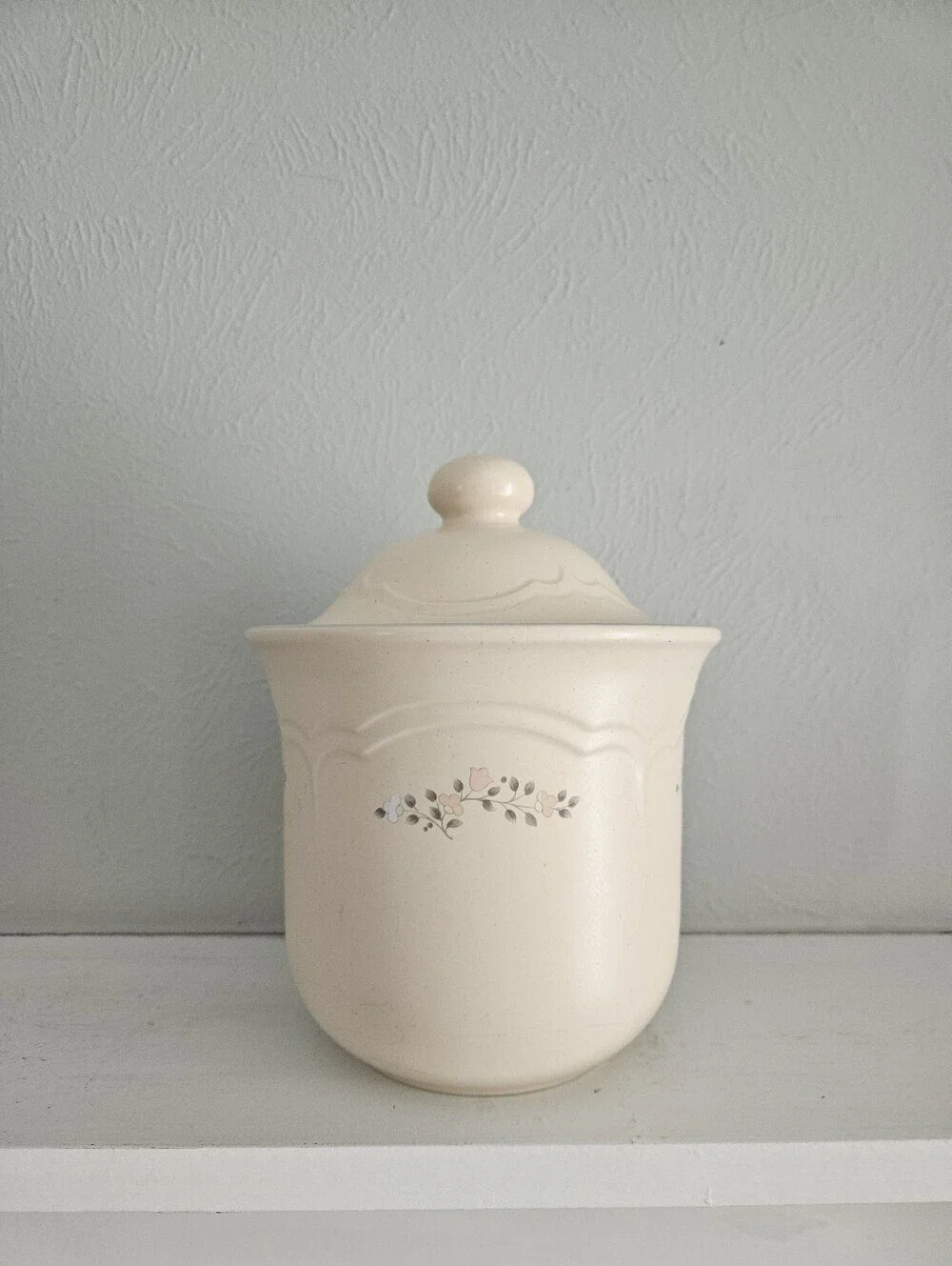 Vintage/Y2K Pfaltzgraff Remembrance Floral Stoneware Canister Jar With Lid
